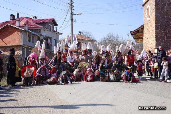 Разложките кукери грабнаха голямата награда в “Старци в Турия 2022“