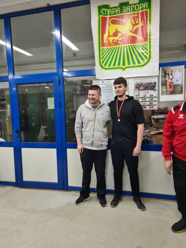 Казанлъшките стрелци завоюваха 13 медала от турнир в Стара Загора 