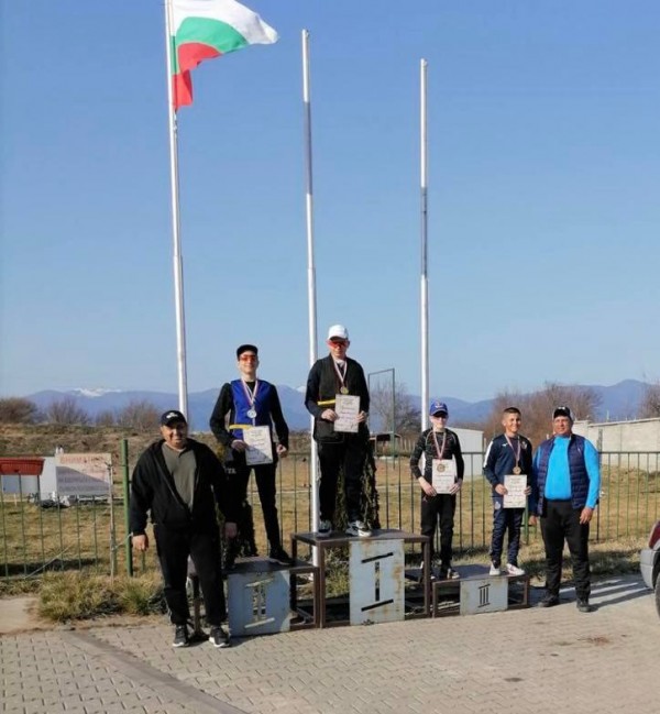 С 8 медала се окичиха стрелците от “Балиста“ от турнира в Казанлък