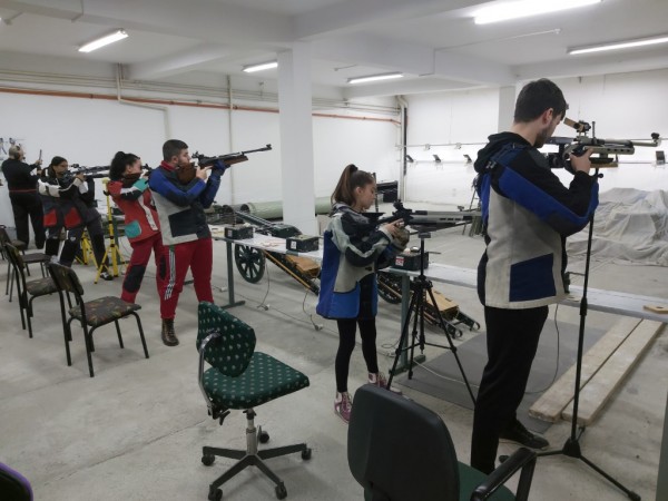 Казанлъшките стрелци завоюваха 13 медала от турнир в Стара Загора  / Новини от Казанлък