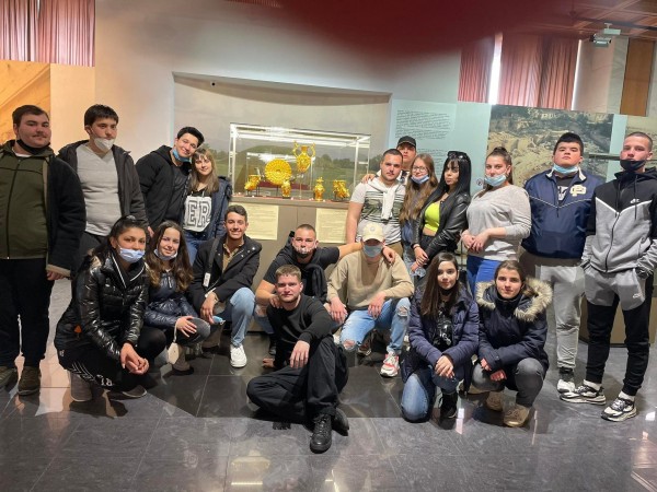 Ученици от ПГЛПТ посетиха различни музеи в столицата