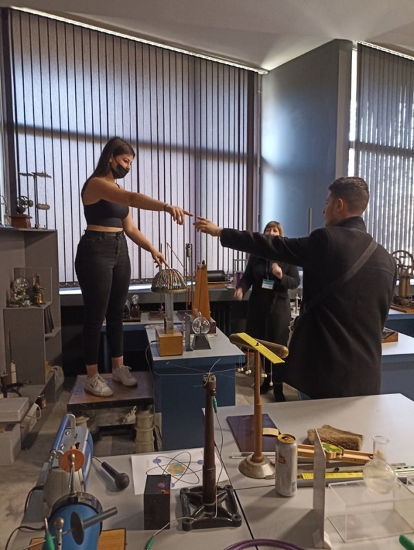 Ученици от ПГЛПТ посетиха различни музеи в столицата