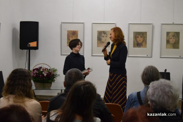 Мира Добрева: Столетниците са беловласите свидетели на времето