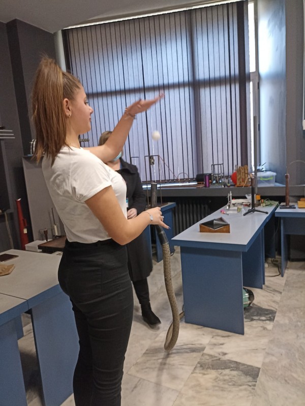 Ученици от ПГЛПТ посетиха различни музеи в столицата