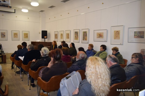 Мира Добрева: Столетниците са беловласите свидетели на времето