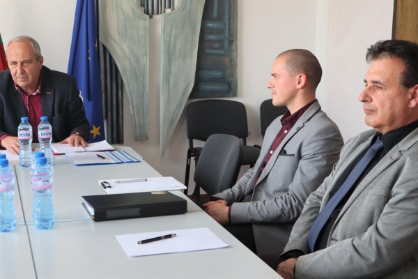 Подписаха меморандум за опазване и социализиране на паметника Бузлуджа