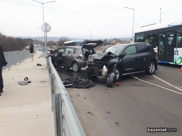 Тежка катастрофа на надлеза / ОБНОВЕНА