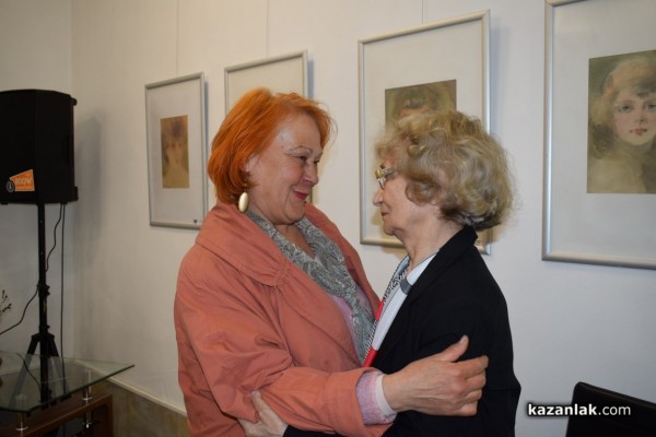 Неда Антонова представи “Пепел от мислеща тръстика“