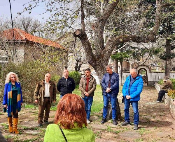 Шипчeнци отбелязаха празника на лесовъда