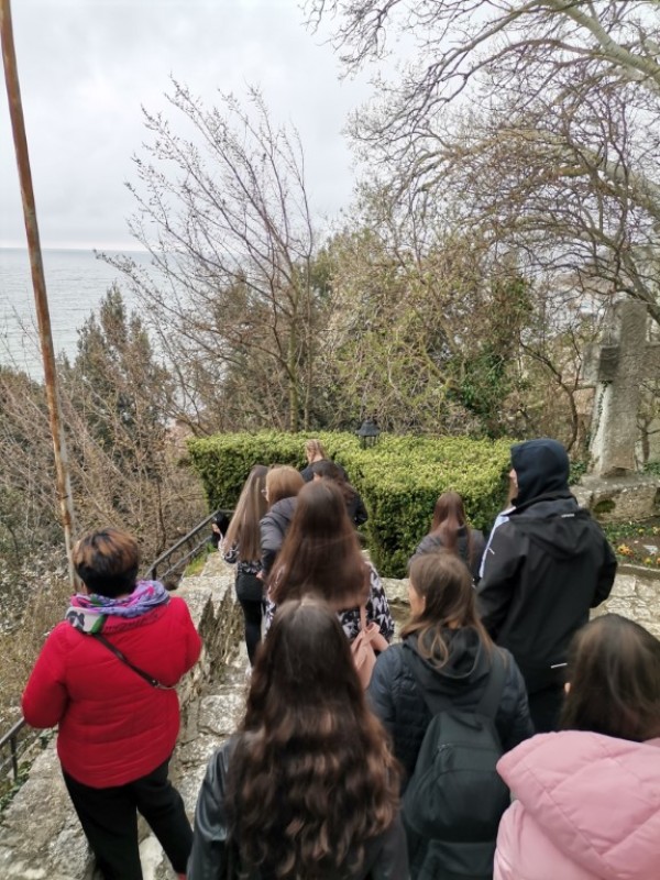 Двудневно приключение с образователна цел си спретнаха ученици от ПХГ “Св. Св. Кирил и Методий“