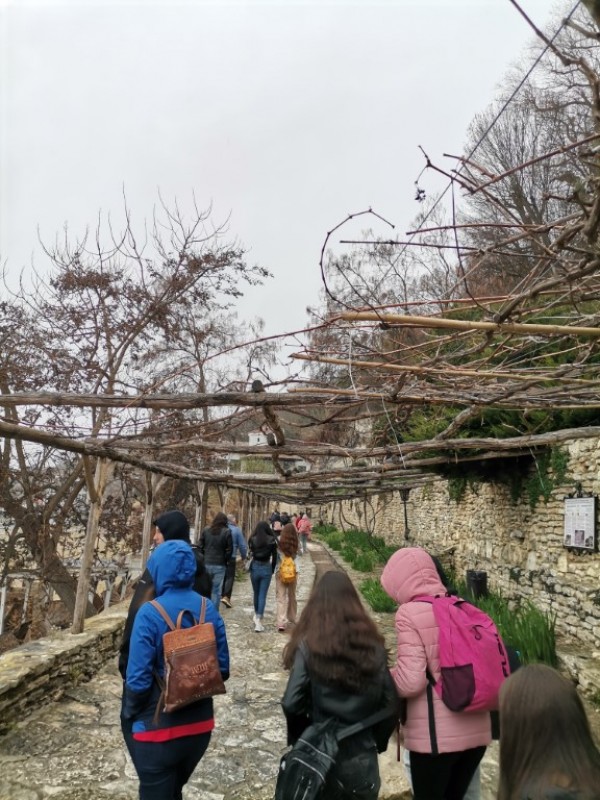 Двудневно приключение с образователна цел си спретнаха ученици от ПХГ “Св. Св. Кирил и Методий“