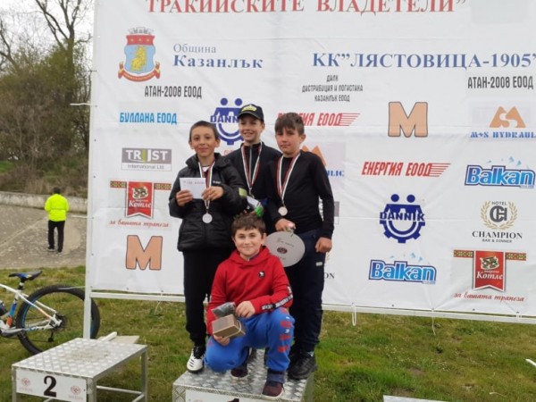 8 са медалистите от велосъстезанието на колодрума