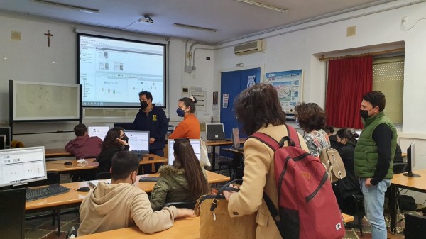 Eдна седмица обучение, наблюдение, забавление - ПГ “Иван Хаджиенов“ в Севиля