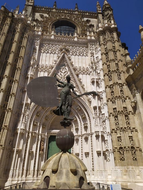 Eдна седмица обучение, наблюдение, забавление - ПГ “Иван Хаджиенов“ в Севиля