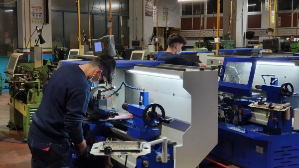 Eдна седмица обучение, наблюдение, забавление - ПГ “Иван Хаджиенов“ в Севиля