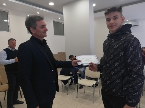 Първо заседание на новия Младежки общински съвет в Казанлък