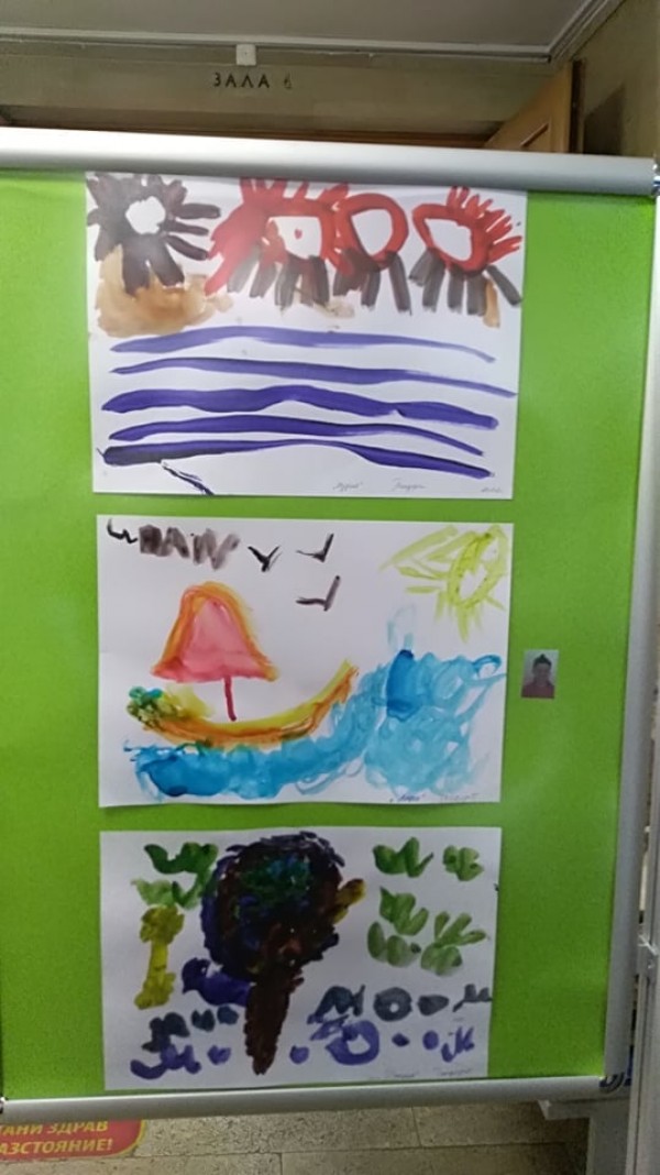 Децата и младежите от „Работилница за мечти“ подредиха първа си самостоятелна изложба