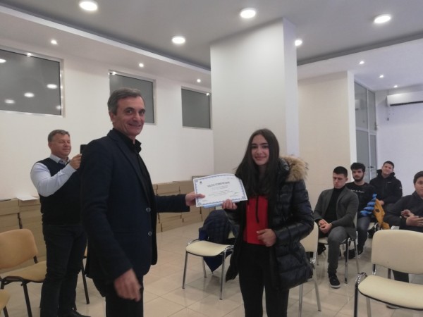 Първо заседание на новия Младежки общински съвет в Казанлък