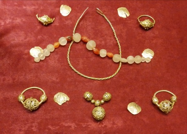 Проф. Николай Овчаров в Казанлък: Казанлък може да се превърне не само в Долината на розите, но и в Долината на историята