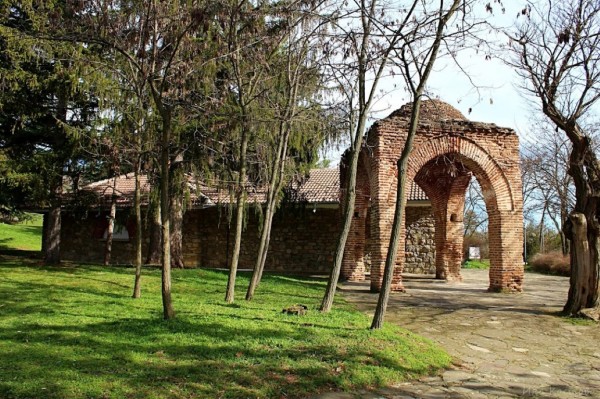 Проф. Николай Овчаров в Казанлък: Казанлък може да се превърне не само в Долината на розите, но и в Долината на историята