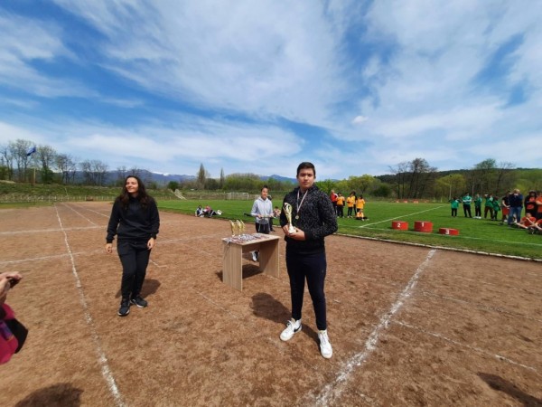 165 медала и 6 купи бяха връчени на най-добрите в Общинското първенство по лека атлетика