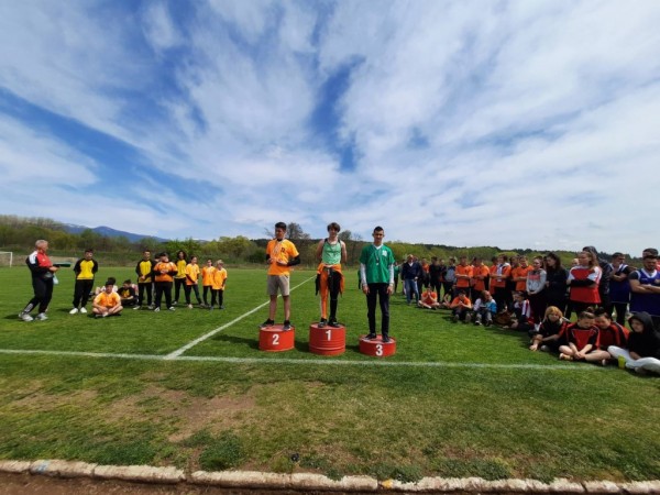 165 медала и 6 купи бяха връчени на най-добрите в Общинското първенство по лека атлетика