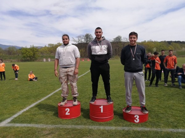 165 медала и 6 купи бяха връчени на най-добрите в Общинското първенство по лека атлетика