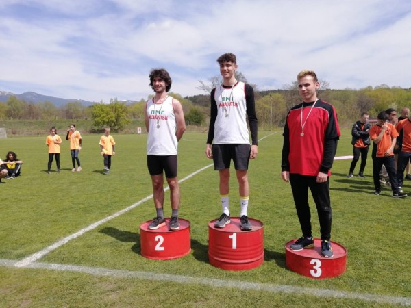 165 медала и 6 купи бяха връчени на най-добрите в Общинското първенство по лека атлетика