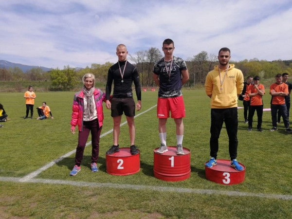 165 медала и 6 купи бяха връчени на най-добрите в Общинското първенство по лека атлетика