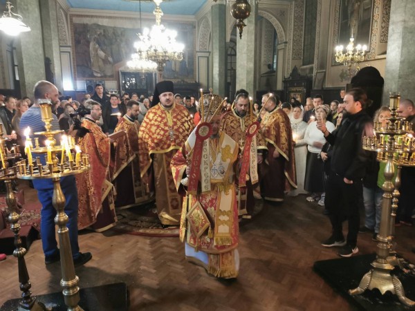 Митрополит Киприан възвести Възкресение Христово