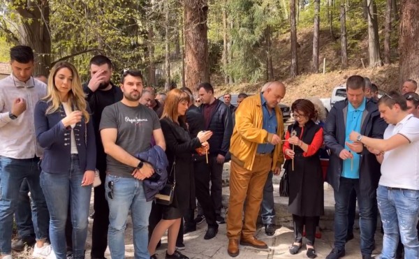 Бойко Борисов разгледа изцяло обновения манастирски комплекс в Шипка