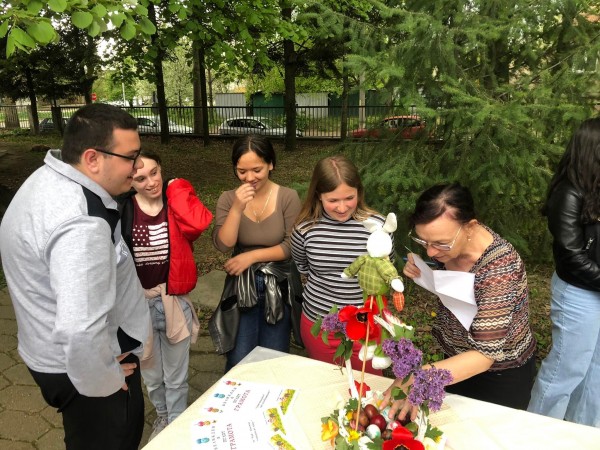 Великденски конкурси и състезания се вихриха в ПГЛПТ