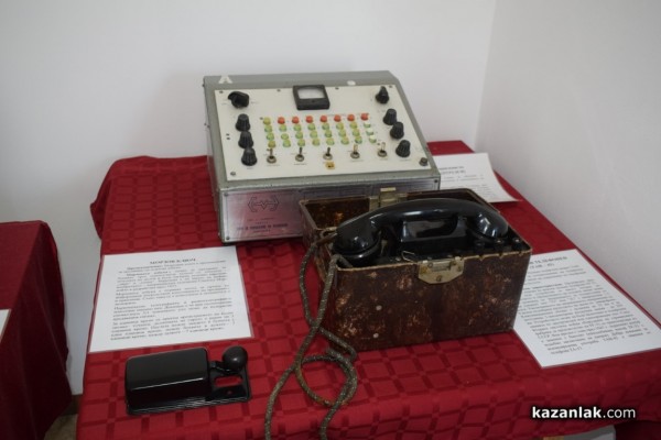 Демонстрации, бойна техника и войсково оборудване, показаха в казанлъшкото поделение