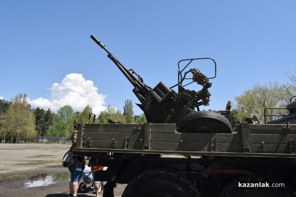 Ден на отворените врати във военното поделение на Казанлък