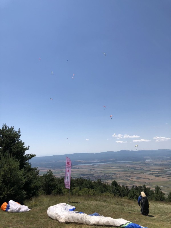 За пета поредна година в Казанлък ще се проведе състезанието по парапланеризъм Rose Valley XC