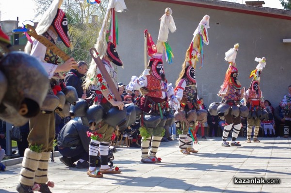 Шейновци канят на последния кукерски фестивал в страната тази събота