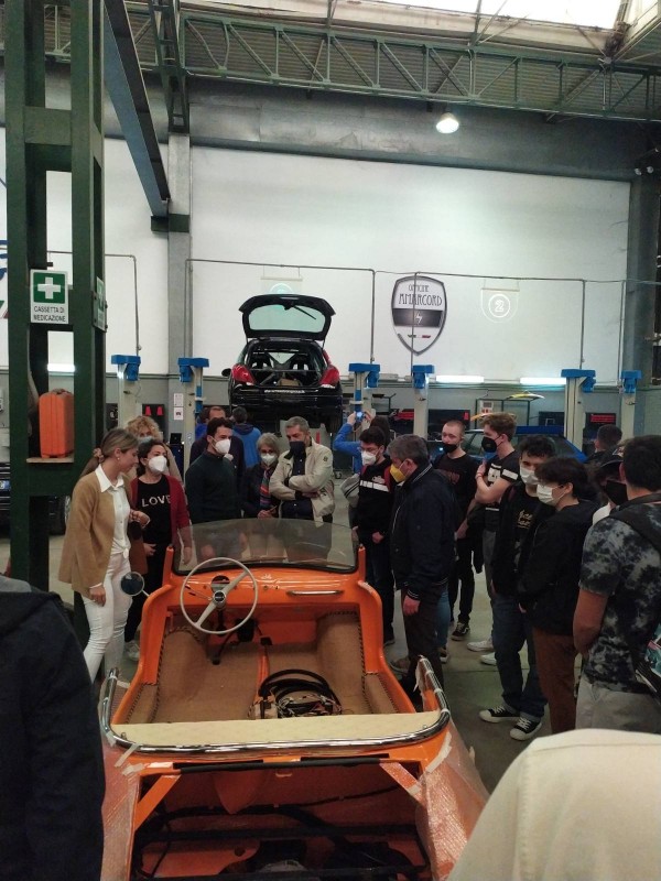 Хаджиеновци „Готови за кариера“