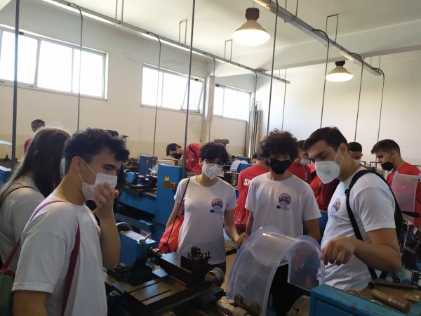 Хаджиеновци „Готови за кариера“