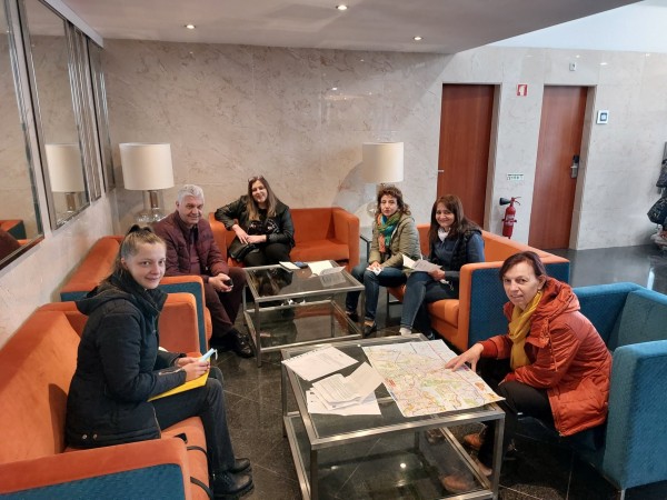 Преподаватели в ПГЛПТ усвоиха иновативни методи на обучение в Португалия