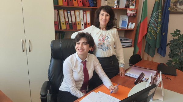 Ден на самоуправлението - Хаджиеновци показаха знания и умения