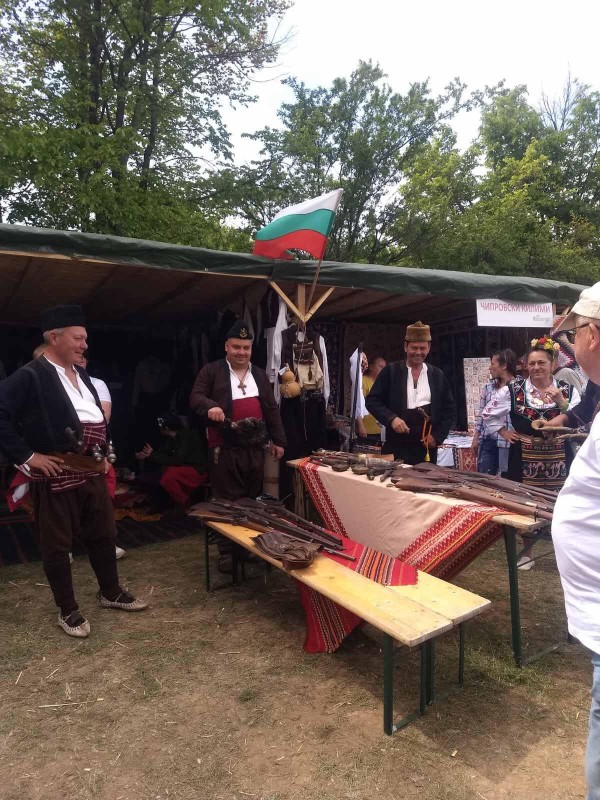 Павелбанци с награди за етнографската сбирка “Старите българи“