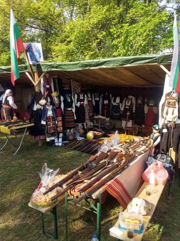 Павелбанци с награди за етнографската сбирка “Старите българи“