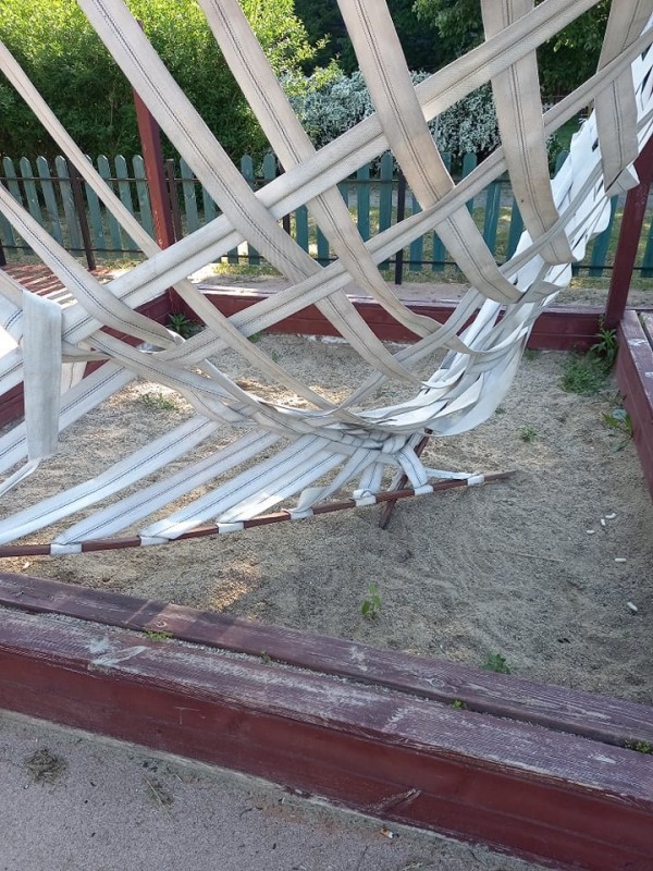 Вандалщина в двора на дневния център “Работилница за мечти“