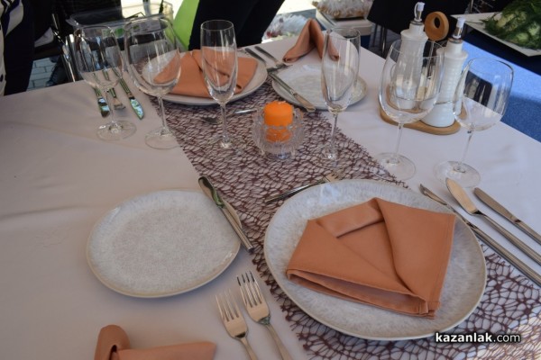 Десета областна панорама на професионалното образование и кариерно ориентиране се проведе Казанлък