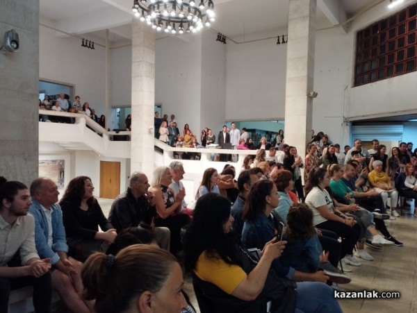 Нощта на музеите отново събра стотици посетители в Казанлък