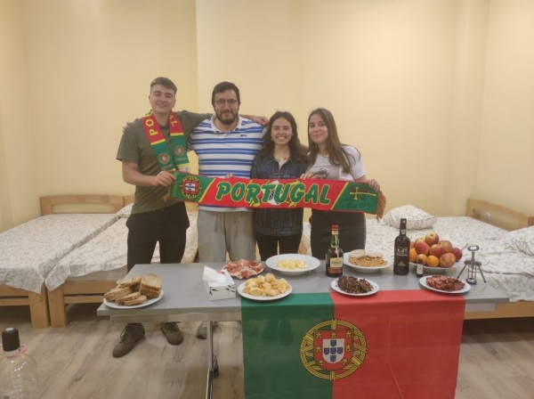 Доброволците от “Взаимопомощ“ завършиха успешно проекта „Заеми се, наеми се.”