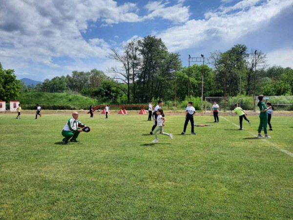 Казанлък отбеляза Деня на българския спорт