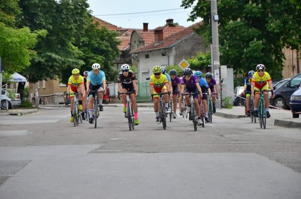 Лястовиците се завърнаха с медали от Чирпан