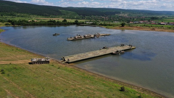 Формирования на 61 механизирана бригада получиха висока оценка по време на военните ученията на Ново село