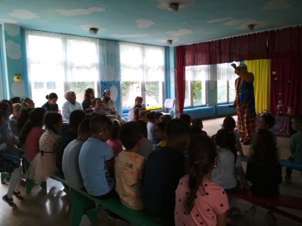 Доброволките от Шейново се включват в разнообразни инициативи в селото 